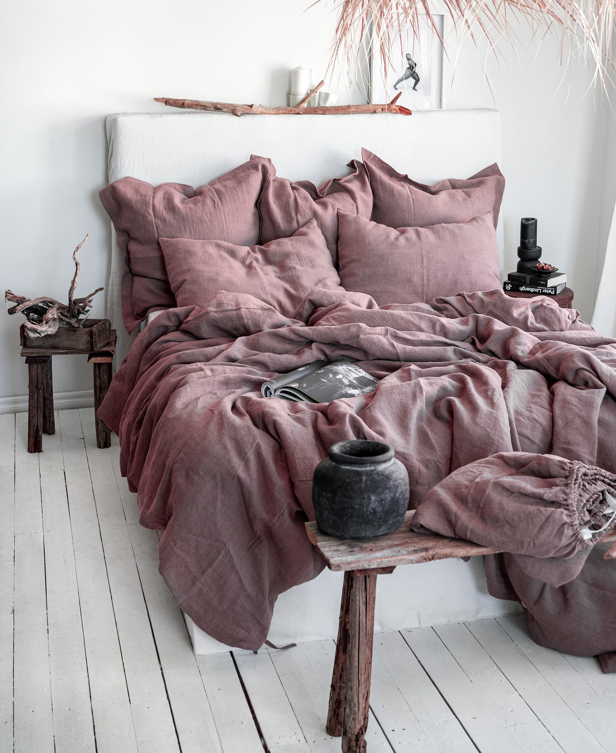 Linen Fitted Sheet in Taupe