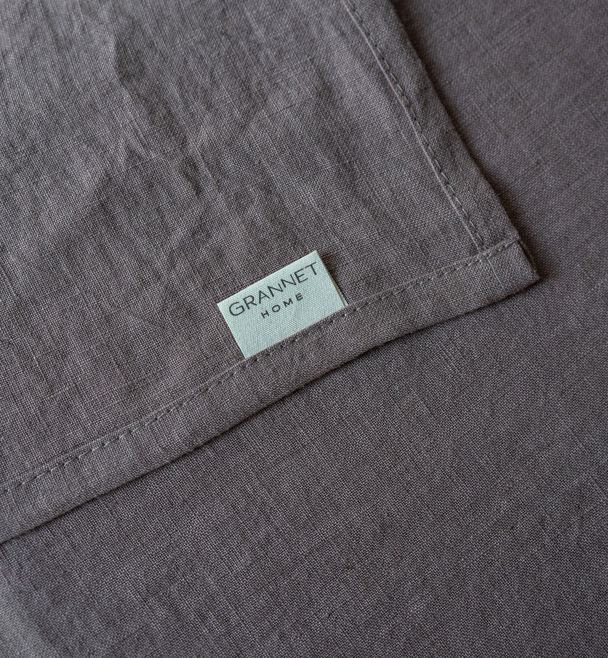 Linen tablecloth in Taupe