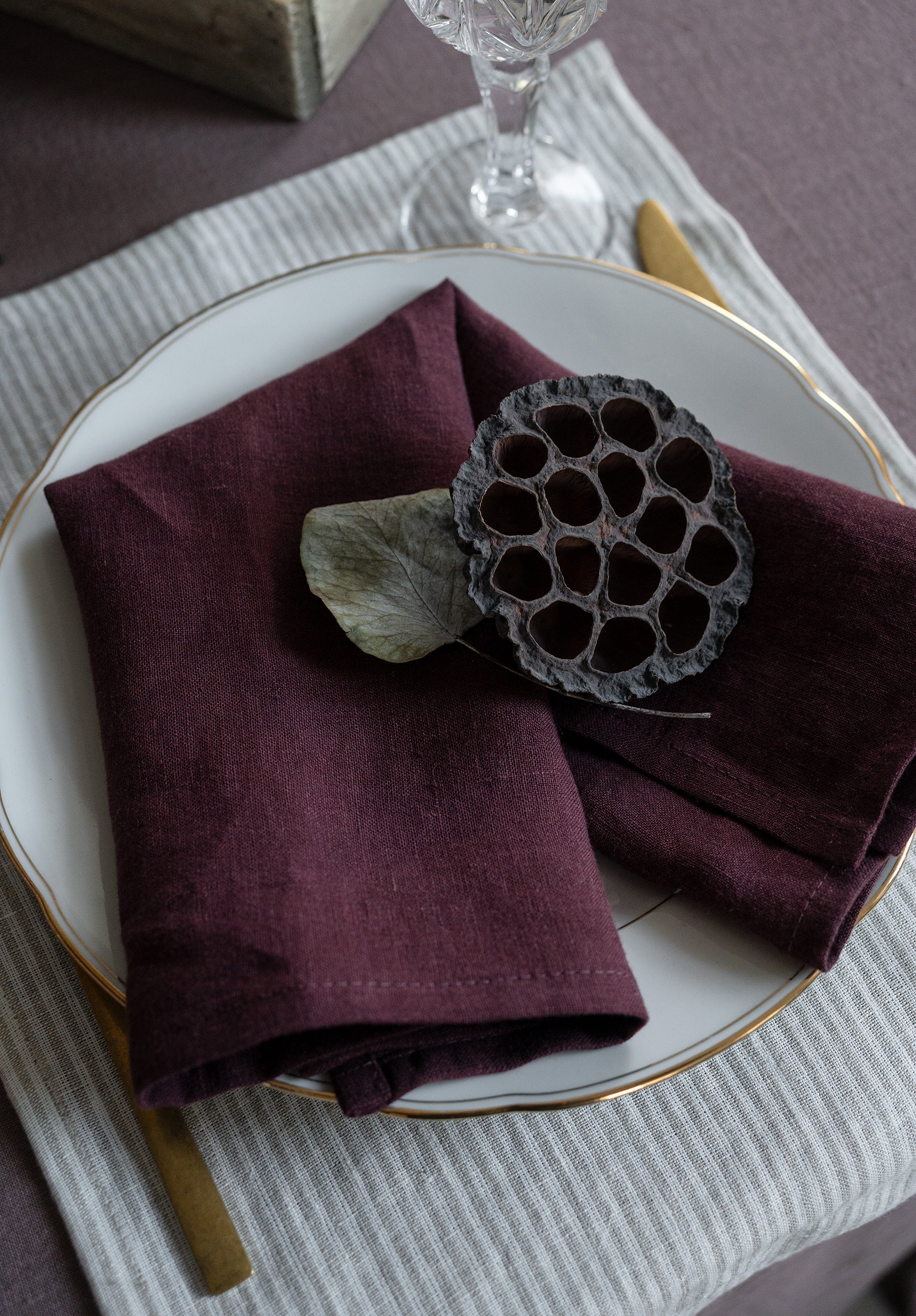 Linen Napkin in Burgundy