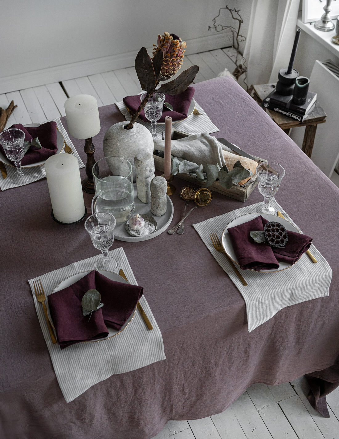 Linen tablecloth in Taupe
