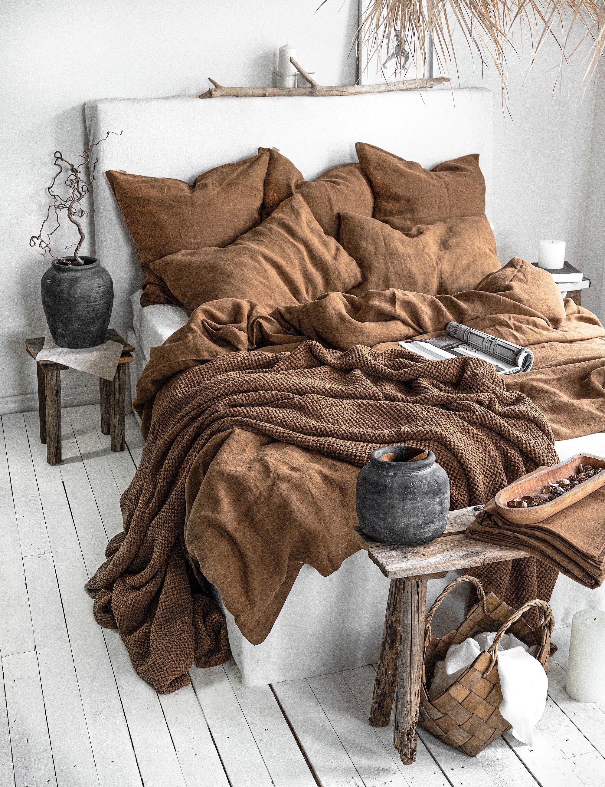 Linen Fitted Sheet in Tobacco