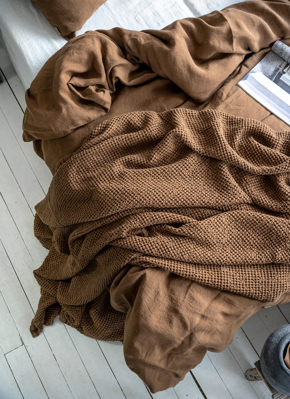 Waffle Blanket in Tobacco