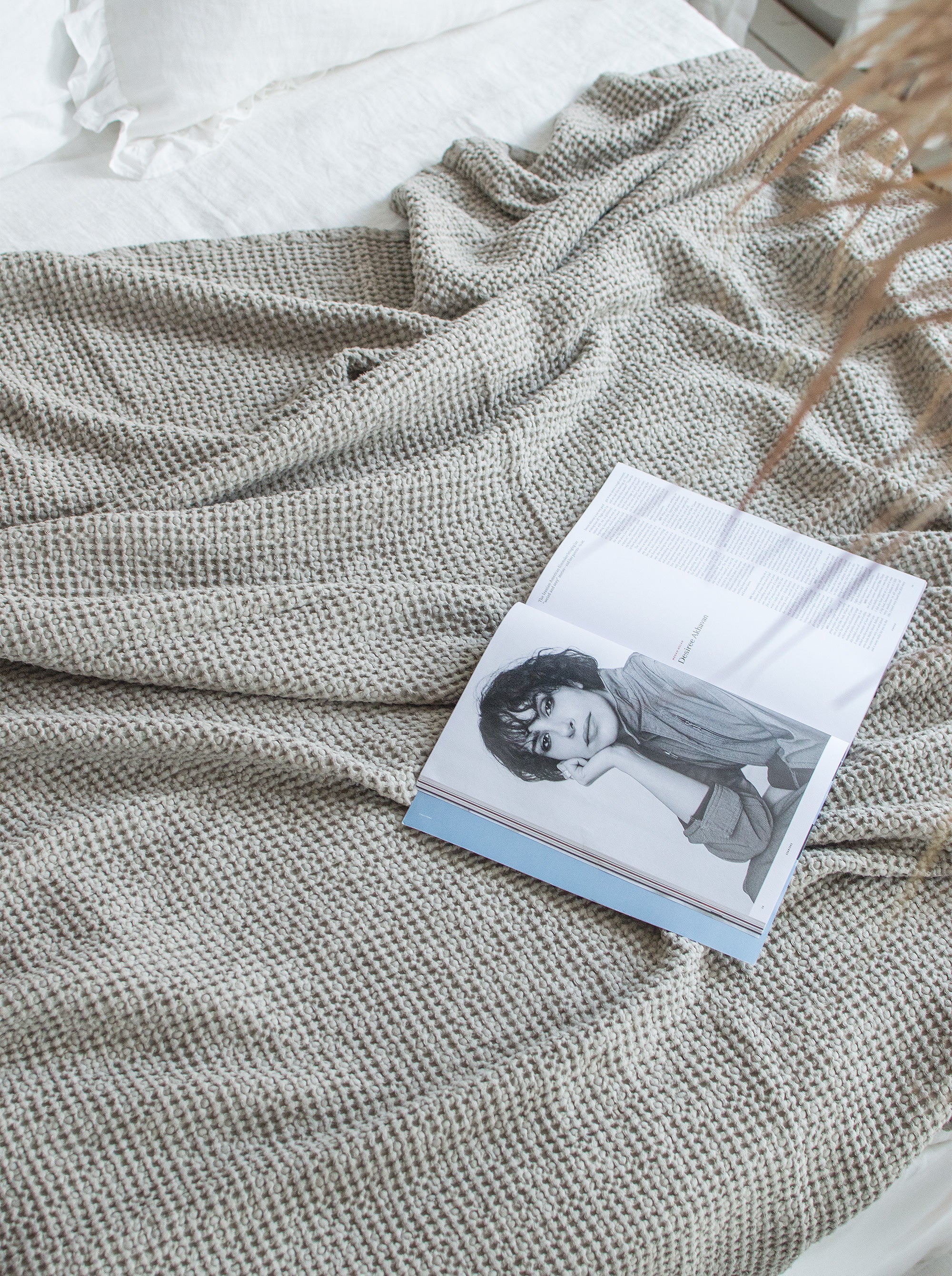 Waffle Blanket in Natural (Oatmeal)
