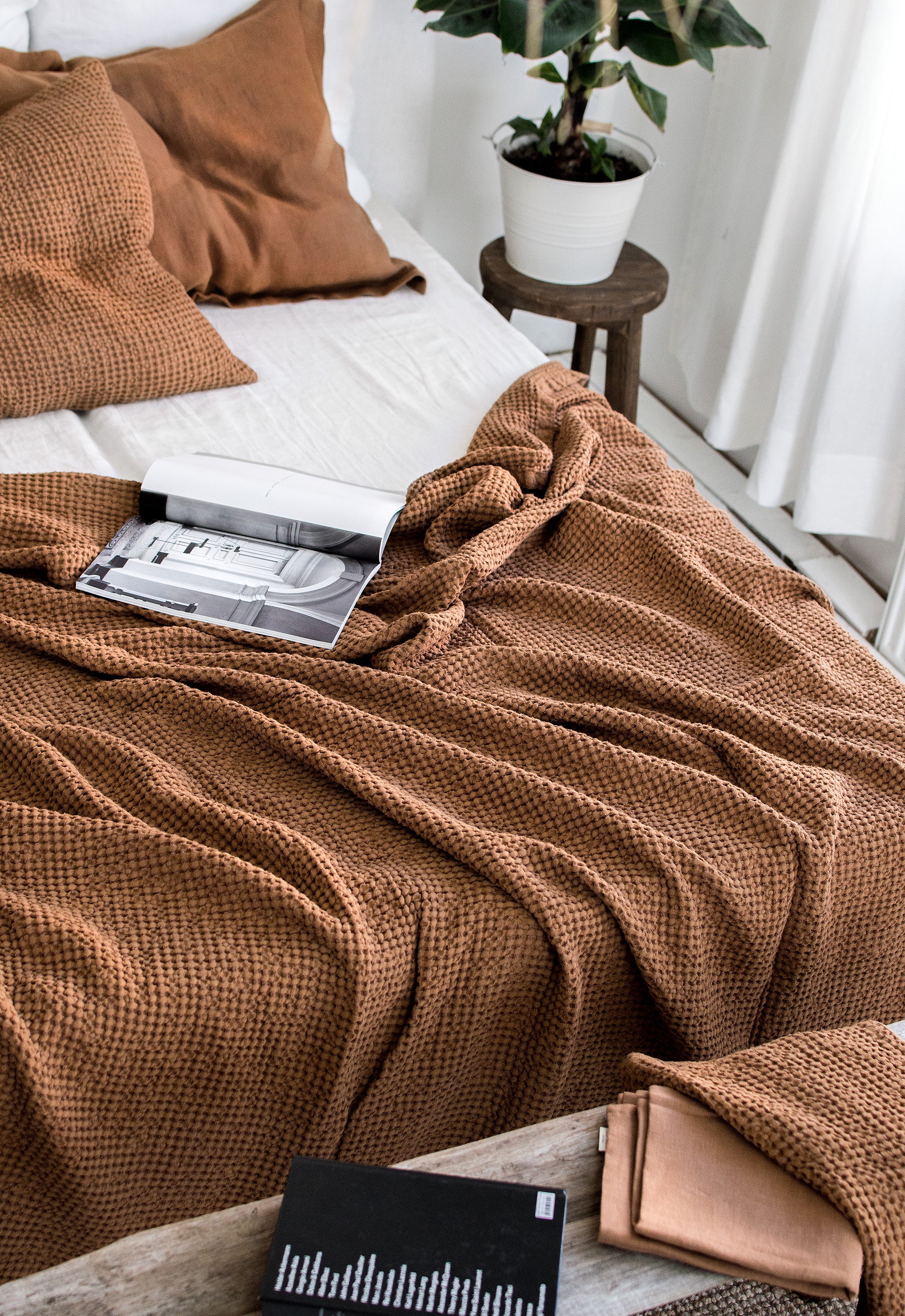 Waffle Blanket in Tobacco
